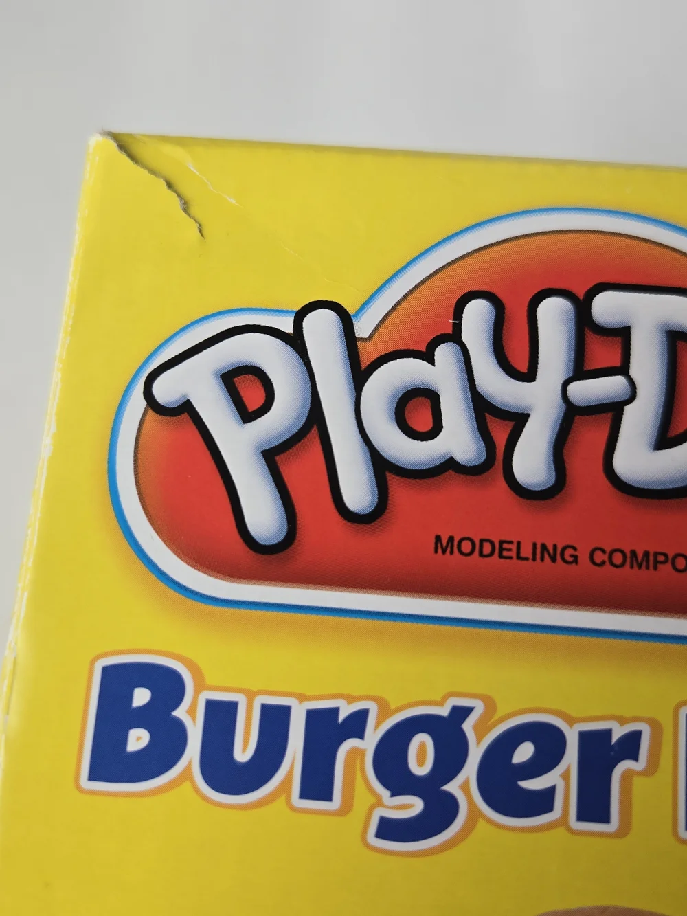 Retired Play-Doh Burger Builder Playset Food Maker Mold Extruder Toy Set 2011